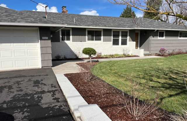 Modern 3-Bedroom, 1.5-Bath Home with Private Office  Large Patio – Month-to-Month Lease photos photos