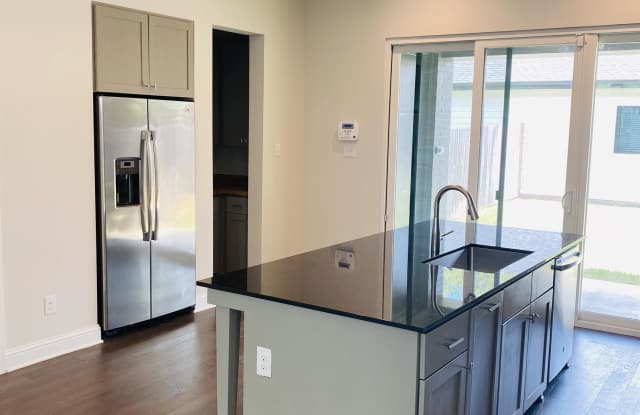 3207 Forest Park Boulevard - 1 Gallery 4
