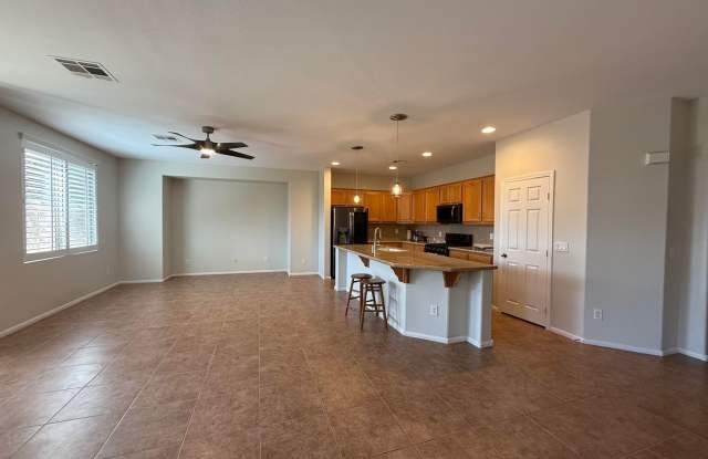 Great Single Story 3 Bedroom Home in Southwest Nevada Trails! Gallery 3