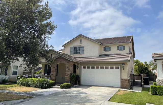4 Bedroom home for leasing in Rancho Cucamonga Gallery 3