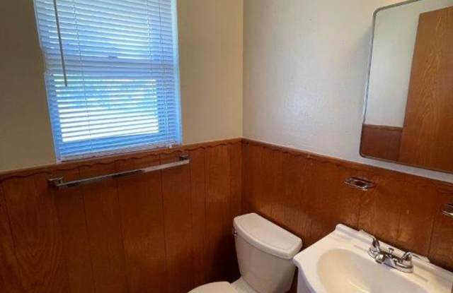 Brand New paint no carpet! Clean and ready for move in! 3 beds, 1 1/2 baths and a 2 car garage home for rent in SW OKC (west of Western)! photos photos