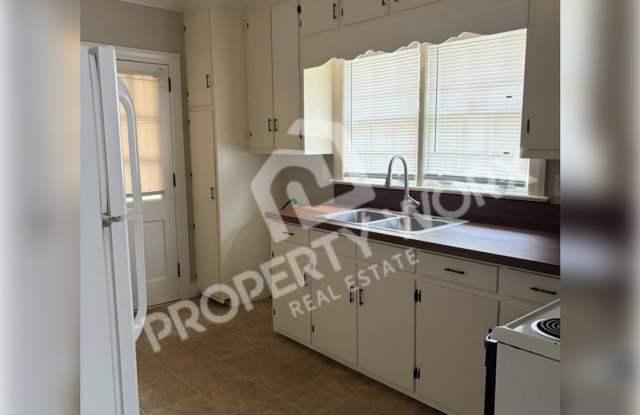 2 Bedroom/ 1 Bath Townhome in Nashville Gallery 4