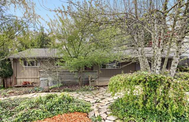 1707 Southwest Binford Lake Parkway photos photos