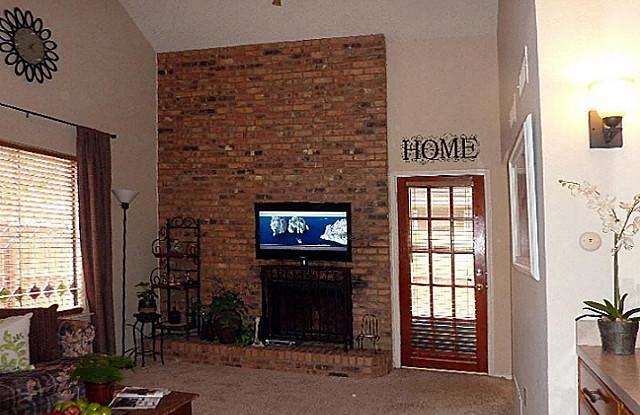 1418 Palmnold Circle W Gallery 3