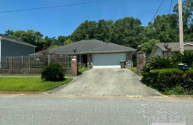 9735 Bob White Way - 9735 Bobwhite Way, Ensley, FL 32514