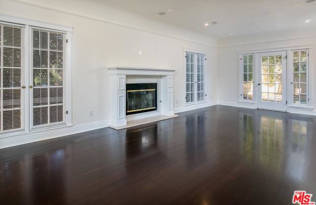 1651 HILL Drive Gallery 3