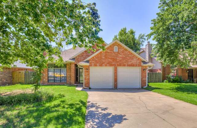 Beautifully remodeled home in Edmond + Edmond Schools photos photos