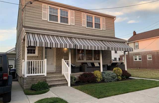 223 N Douglas Ave - 223 North Douglass Avenue, Margate City, NJ 08402