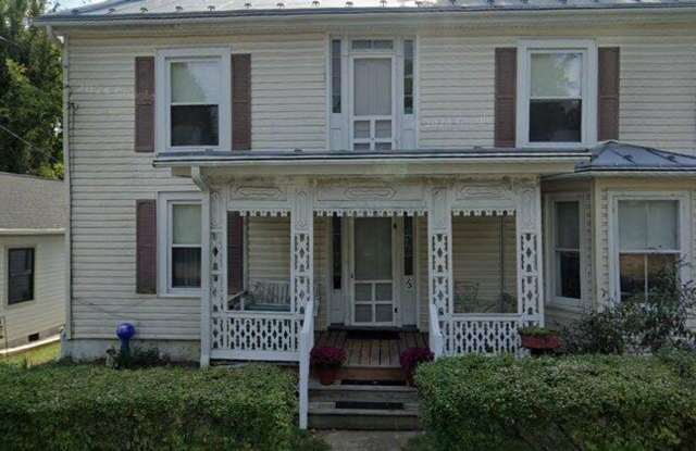 3 Bedroom Furnished Home photos photos