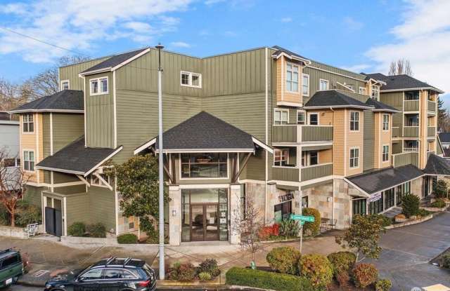 2BR Condo with Private Patio Near Discovery Park – Blue Heron Community photos photos