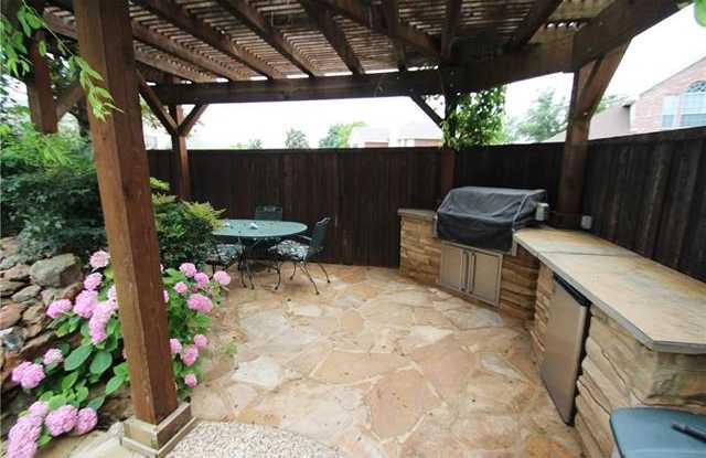 4620 Home Place Gallery 4