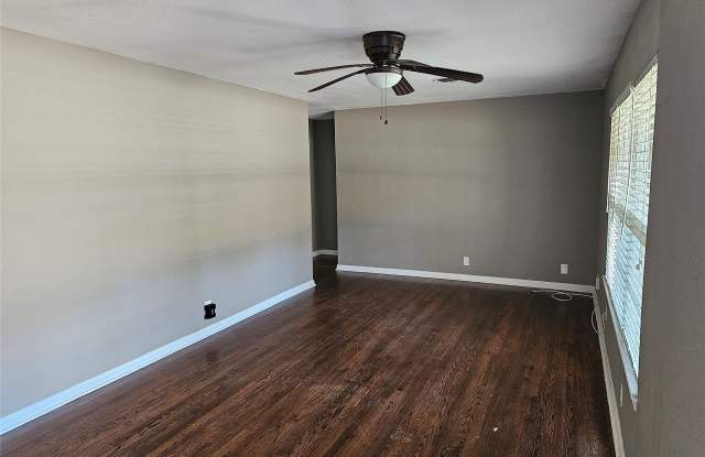 3208 Brown Trail Gallery 2