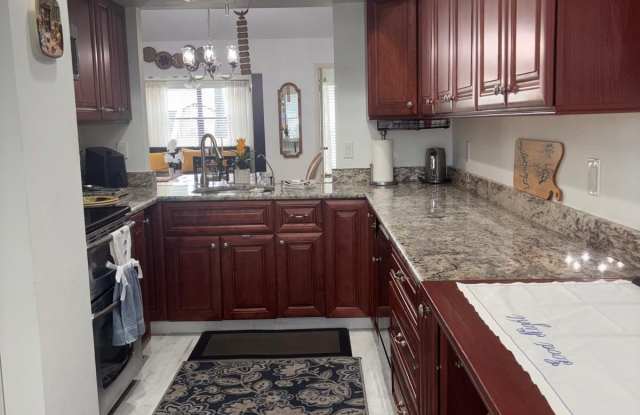 6285 Tall Cypress Circle Gallery 3