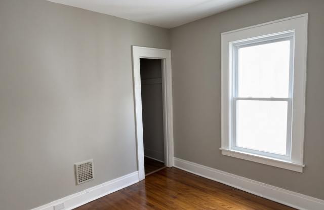 1647 West Onondaga Street - 1 Gallery 2