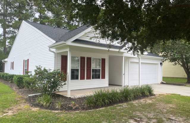 Beautiful, Spacious Three Bedroom, Two Bath, Home Available Now! No HOA! Near Highway 22! photos photos