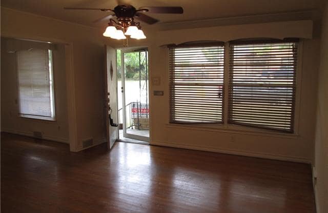 2316 Maryel Drive Gallery 2