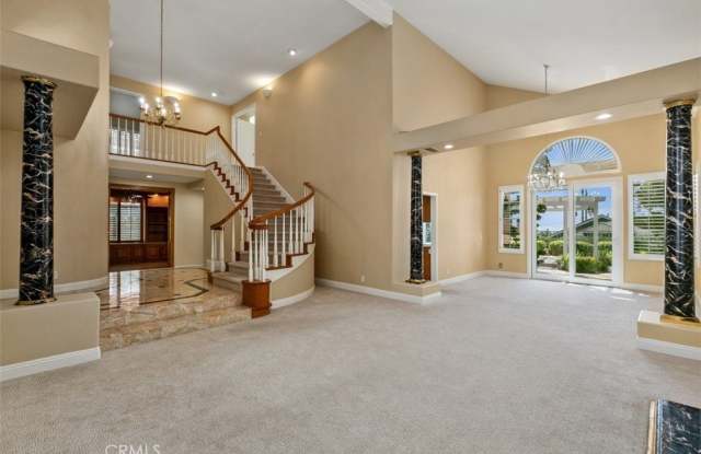22401 Bayberry Gallery 2