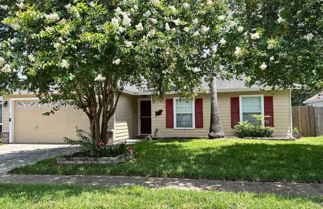 Beautiful home on Bridgecreek Dr in Argyle- Available Now! - 9007 Bridgecreek Drive West, Jacksonville, FL 32244