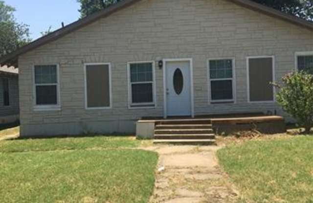 2934 S Adams Street - 2934 South Adams Street, Fort Worth, TX 76110