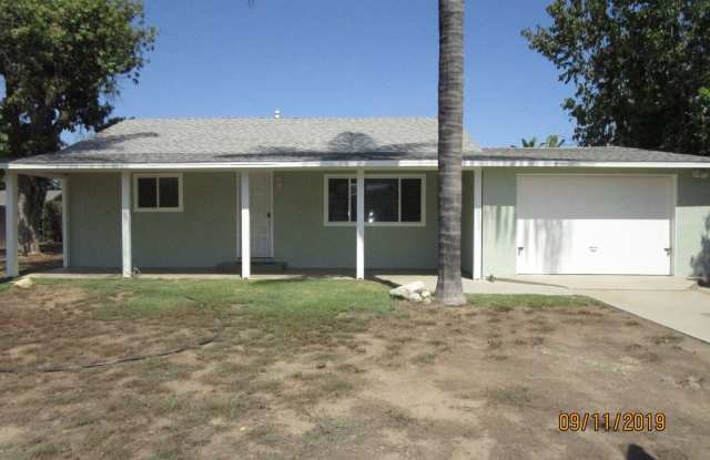 15911 Meadowside St. Gallery 3
