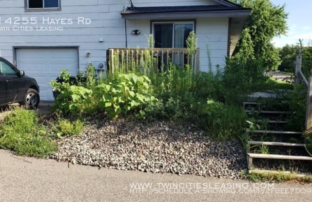 14255 Hayes Rd - 14255 Hayes Road, Apple Valley, MN 55124