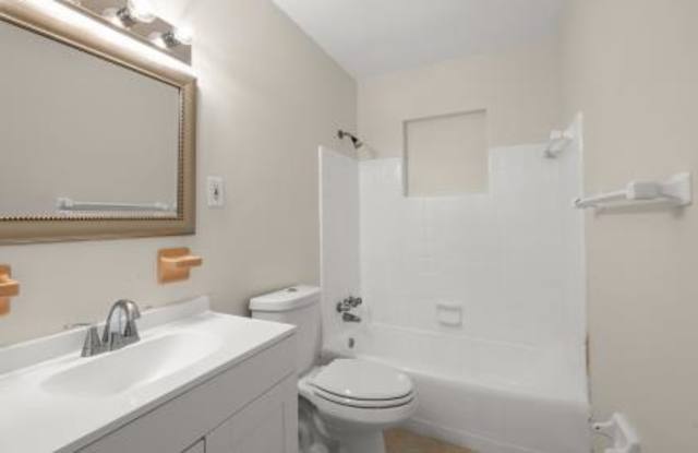 6732 Washington Place photos photos