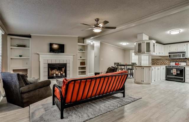 3809 Lands End Court photos photos