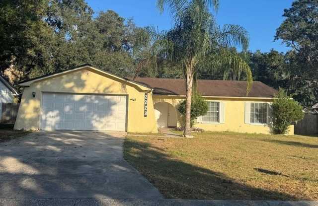 2223 VILLAGE COURT - 2223 Village Court, Brandon, FL 33511