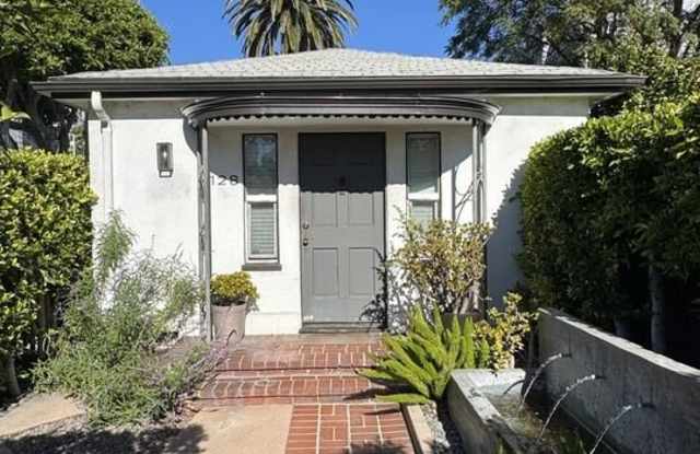 1128 N Crescent Heights Blvd photos photos