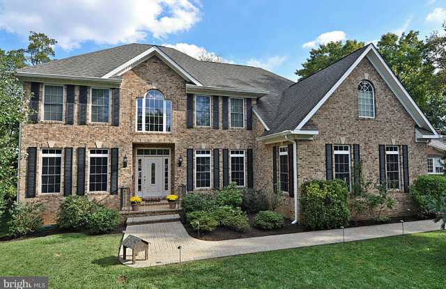 218 LAWTON STREET - 218 Lawton Street, Falls Church, VA 22046