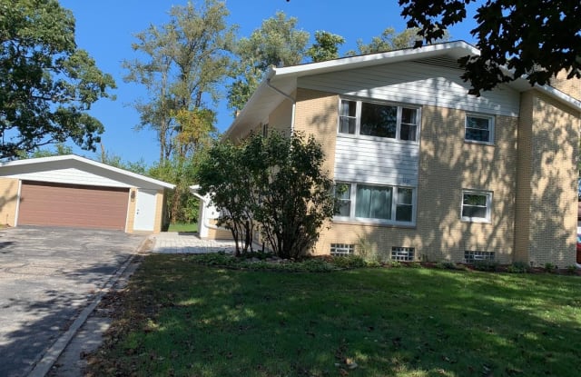 1125 Old Lincoln Highway - 1125 Old Lincoln Highway, Schererville, IN 46375