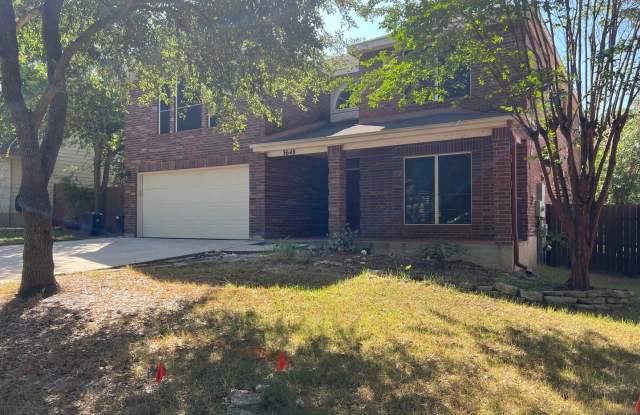 Welcome home to 3648 Diamond Falls! Gallery 3