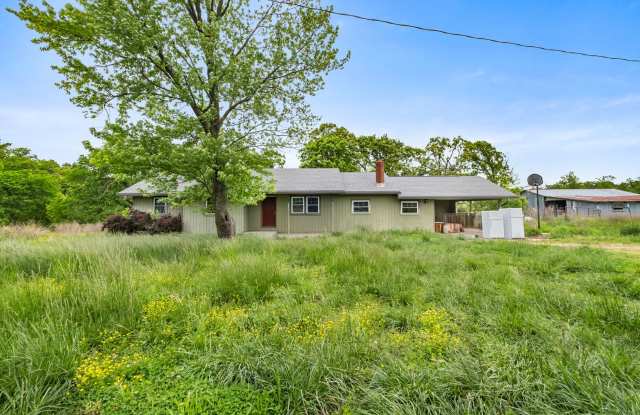16 acre farm property recently renovated! photos photos