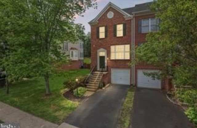 9757 CHESHIRE RIDGE CIRCLE photos photos