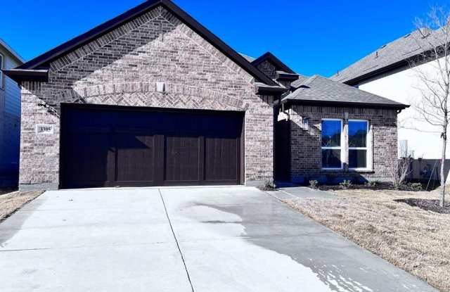 3305 Lakestriker Road photos photos