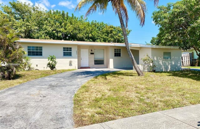 3751 NW 25th St - 3751 Northwest 25th Street, Lauderdale Lakes, FL 33311