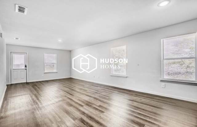 433 Shorty Street Gallery 3