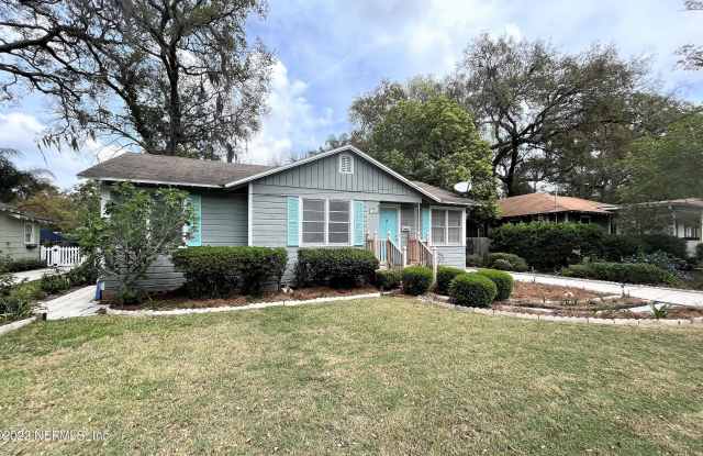4233 COLONIAL Avenue Gallery 3