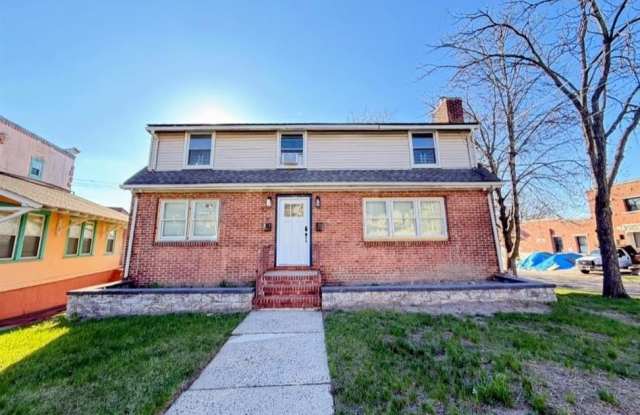 10 5th Street 2 photos photos