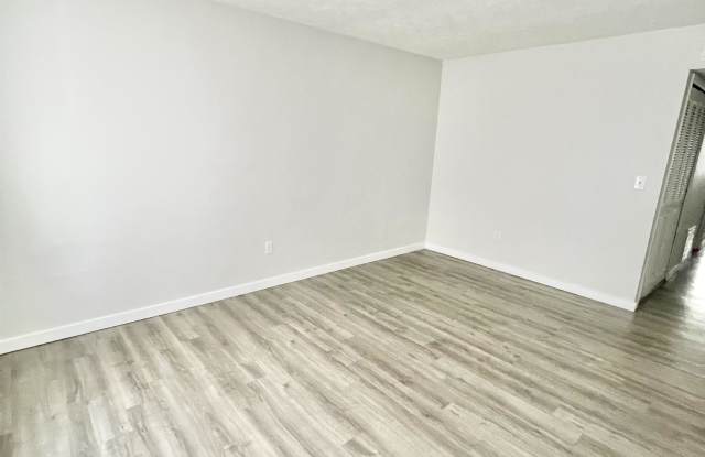 719 Deer Trail Gallery 2