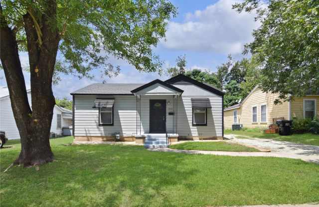 1310 S 43rd St - 1310 South 43rd Street, Temple, TX 76504