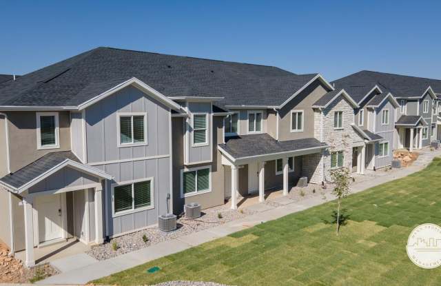 UPGRADED PACKAGE Brand New Smart Town Homes In Heber! photos photos