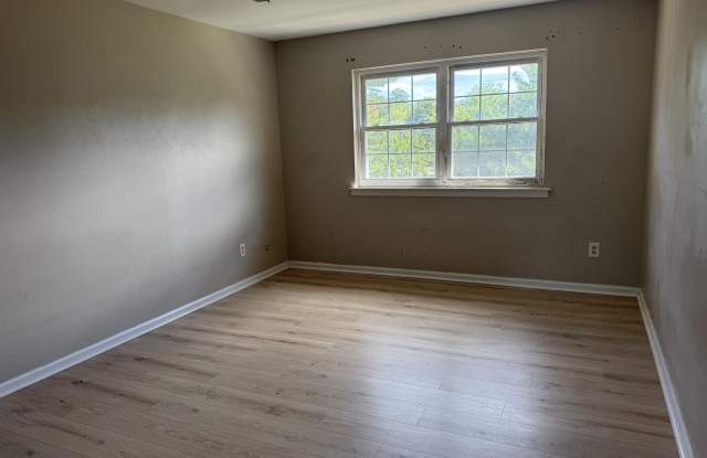 129 College Drive Gallery 2