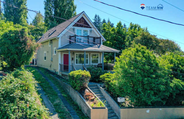 2720 Sq. Ft. Character Home with 3 Bedrooms, 3 Baths  Easy Downtown Access photos photos