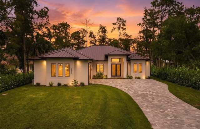 5221 Hickory Wood Dr Gallery 2