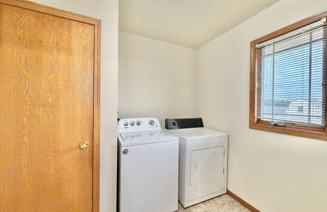 2402 Stonefield Lane - 1 Gallery 4