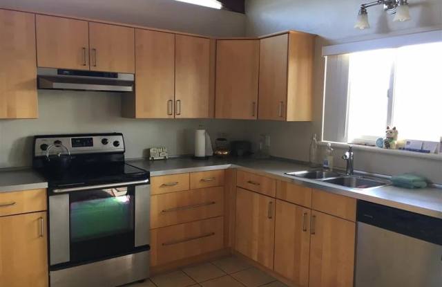 240 S Helix Avenue photos photos 240 S Helix Avenue photos photos