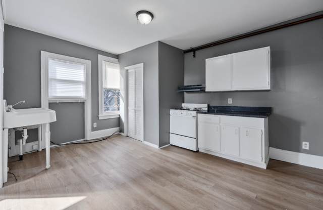 904 Main Street photos photos