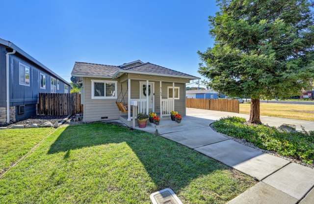 Beautifully Remodeled Home in Rocklin! Gallery 3