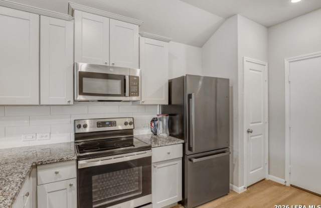 3526 Manoway Bay Gallery 2